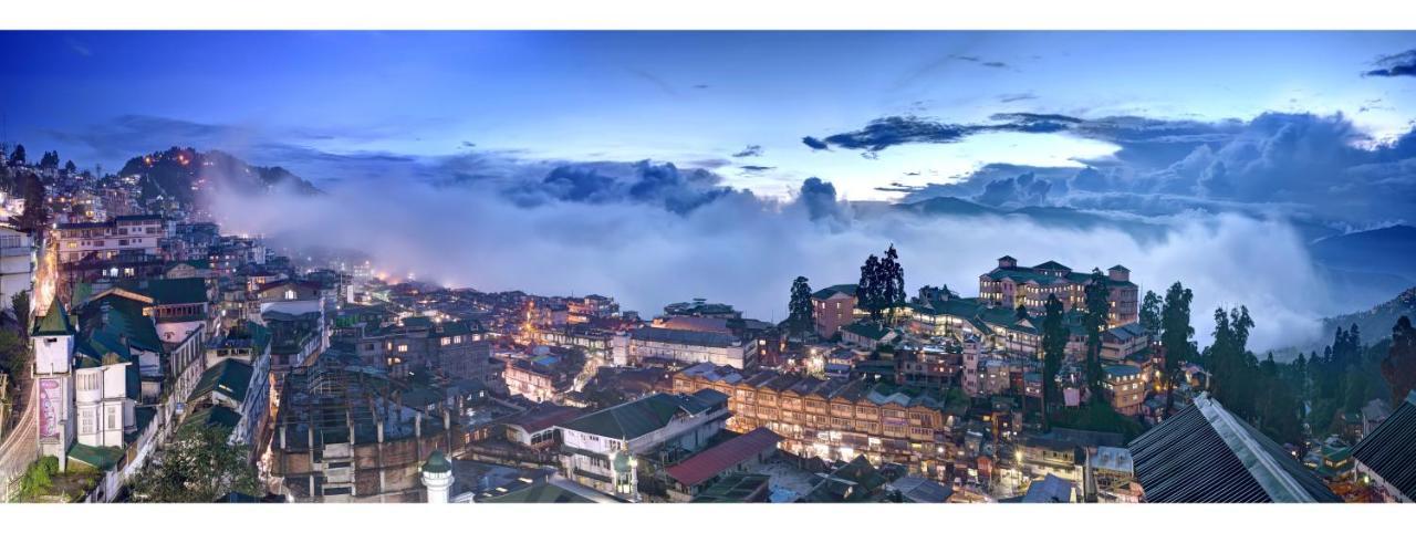 Yashshree Mall Road Darjeeling Darjeeling  Exterior photo